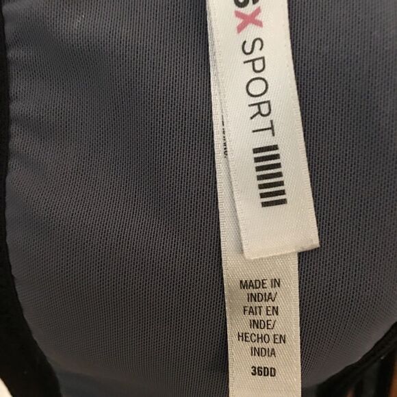 VS Clasp & zip underwire sports Bra - Picture 3 of 11